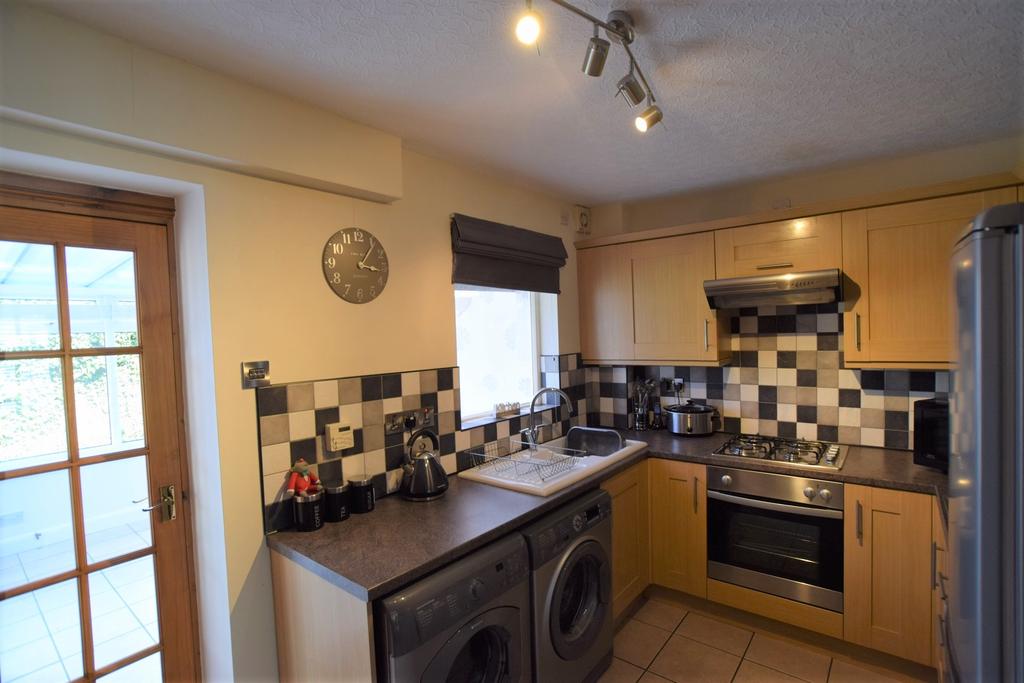 1 Wellington Avenue, Heathhall, Dumfries, DG1 3 SD