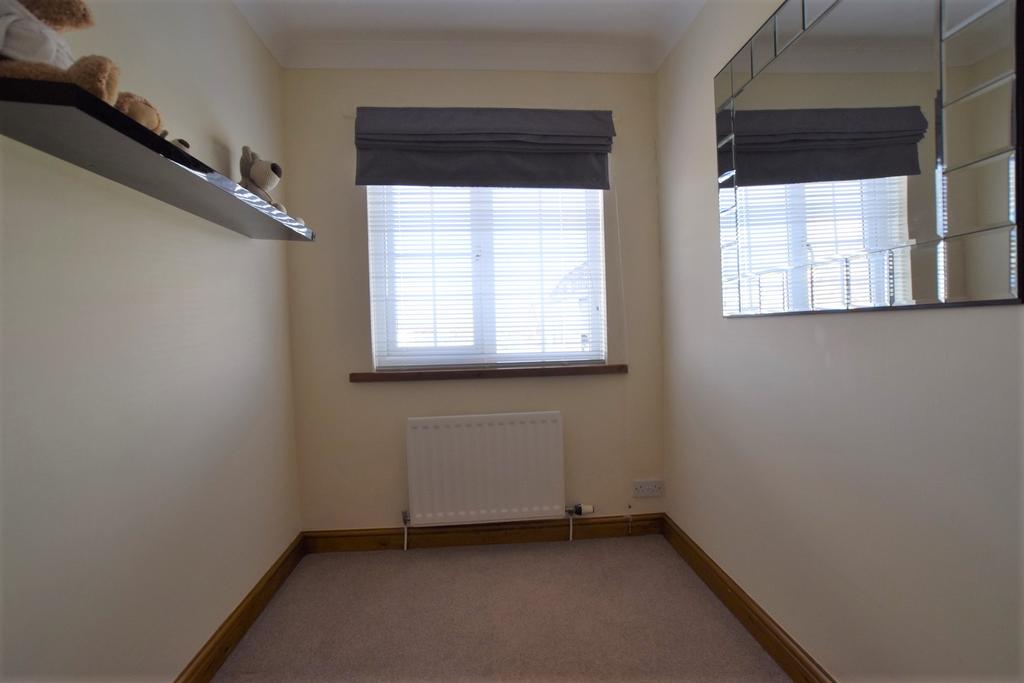 1 Wellington Avenue, Heathhall, Dumfries, DG1 3 SD