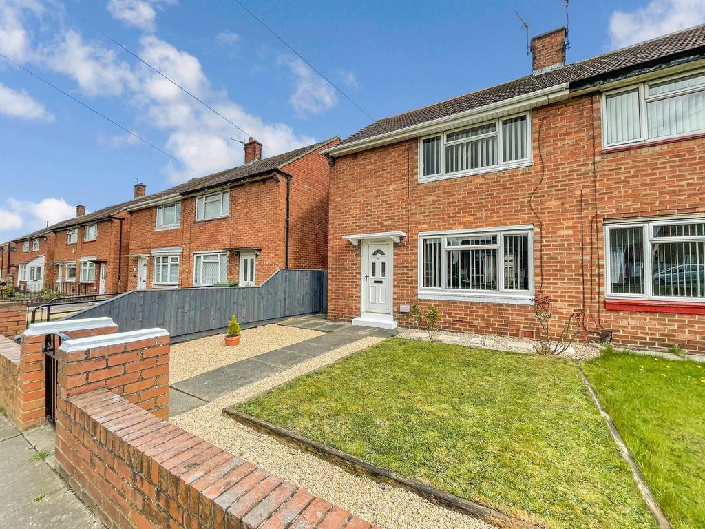 Portsmouth Road, Pennywell, Sunderland, Tyne and Wear, SR4 9AX 2 bed