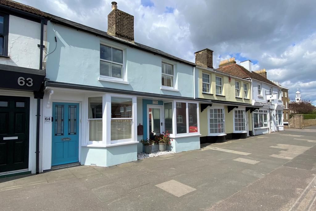 The Strand, Walmer, CT14 3 bed house £750,000