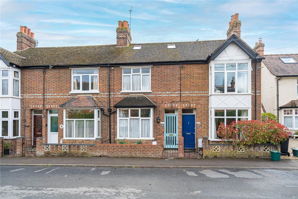 Croft Road, Thame, Ox9 3 Bed Terraced House For Sale - £475,000