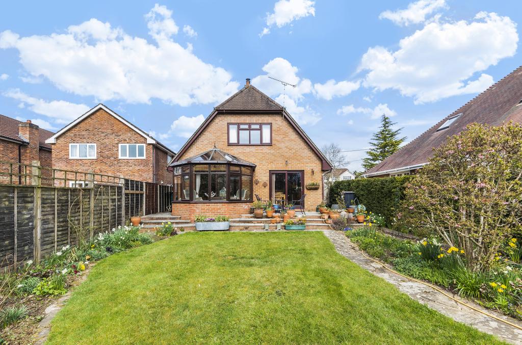 Blackberry Lane, Four Marks, Alton... 5 bed detached house £749,000