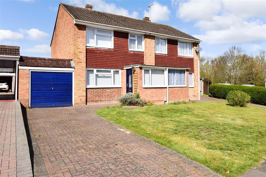 Quantock Drive, Ashford, Kent 3 bed semidetached house £280,000