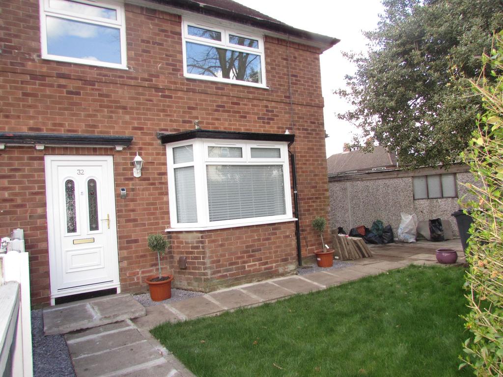 Peel Hall Road, Manchester, M22 3 bed end of terrace house £200,000