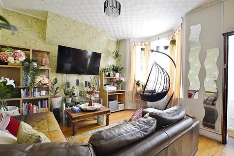 35 Patrick Road, London, E13 9QA