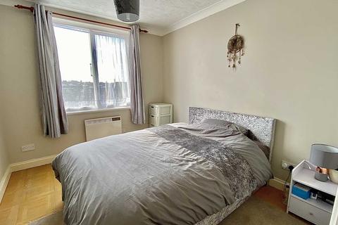 Flat 7, Hadleigh House Rectory Road, Rushden, NN10 0AT