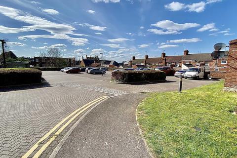Flat 7, Hadleigh House Rectory Road, Rushden, NN10 0AT