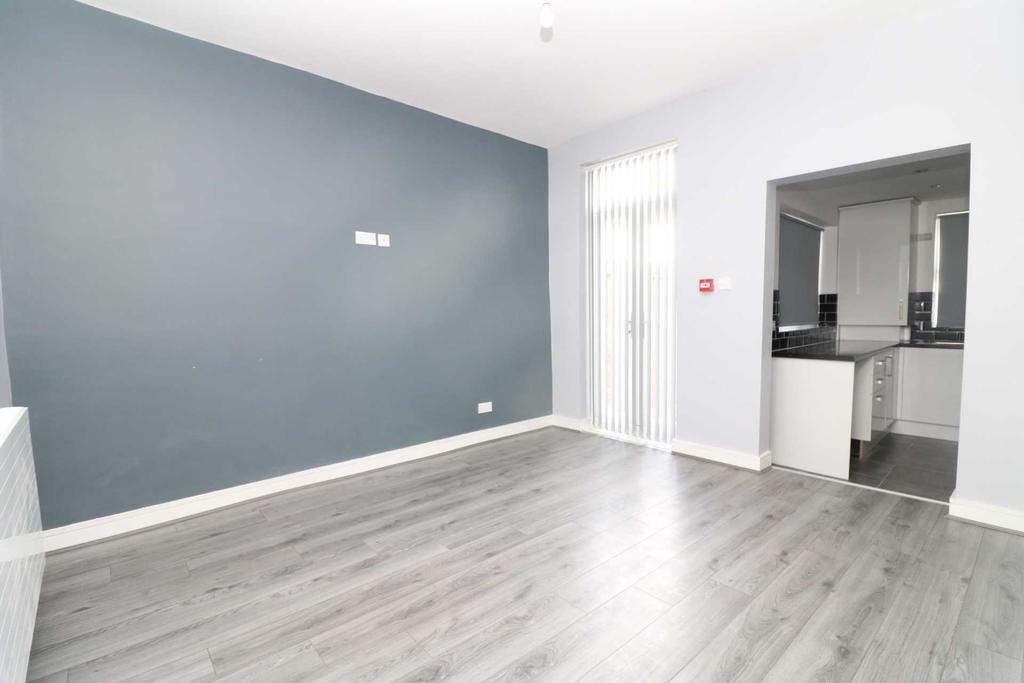 Kelso Road, Liverpool 5 bed house £190,000