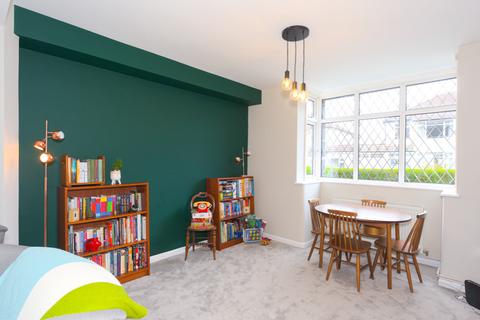 7 Oakhill Road, Ashtead, KT21 2JG