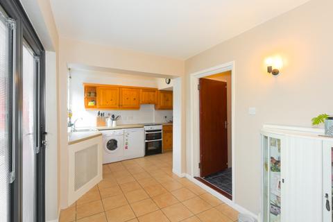 7 Oakhill Road, Ashtead, KT21 2JG