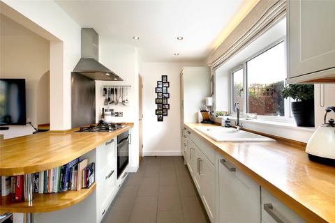 22 Candlemas Mead, Beaconsfield, HP9 1AP