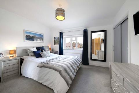 22 Candlemas Mead, Beaconsfield, HP9 1AP