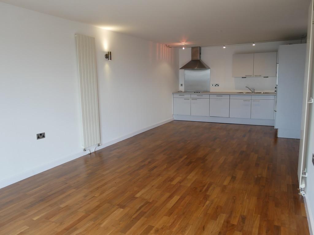 Lounge Area towards Kitchen