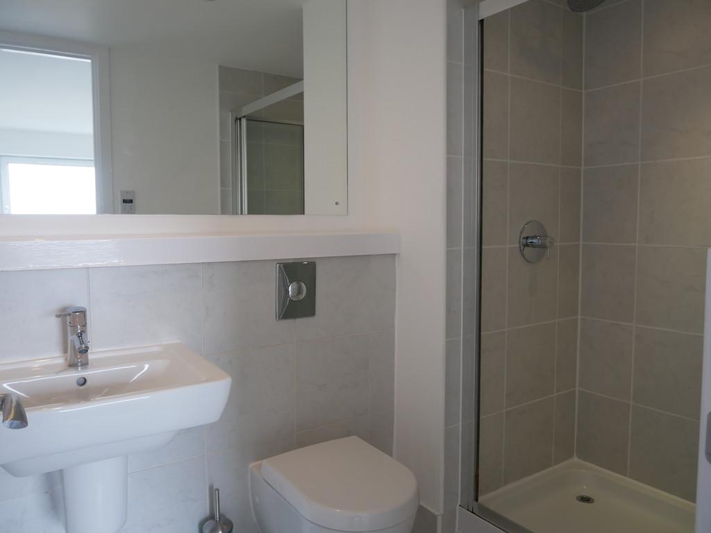 Shower En-suite