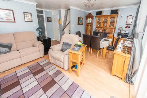 44 Calthorpe Gardens, Sutton, SM1 3DF