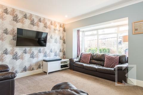 26 Ashes Lane, Springhead, Oldham, OL4 4PF