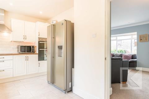 26 Ashes Lane, Springhead, Oldham, OL4 4PF