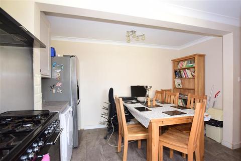 26 Millfield, New Ash Green, Longfield, DA3 8JP