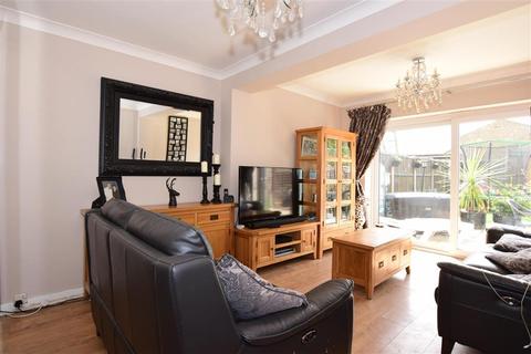 26 Millfield, New Ash Green, Longfield, DA3 8JP