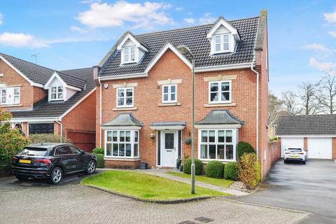 4 Penhale Close, Orpington, BR6 9XS