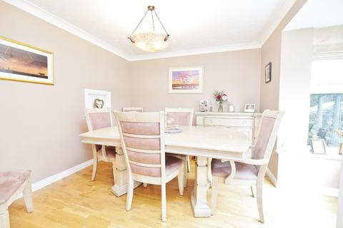 4 Penhale Close, Orpington, BR6 9XS