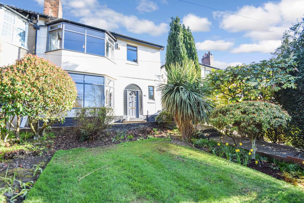 Hilton Lane, Prestwich, M25 4 bed semidetached house £400,000