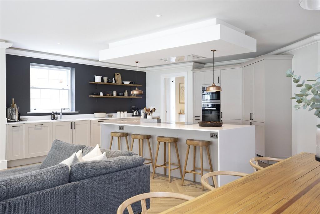 Breakfast Room