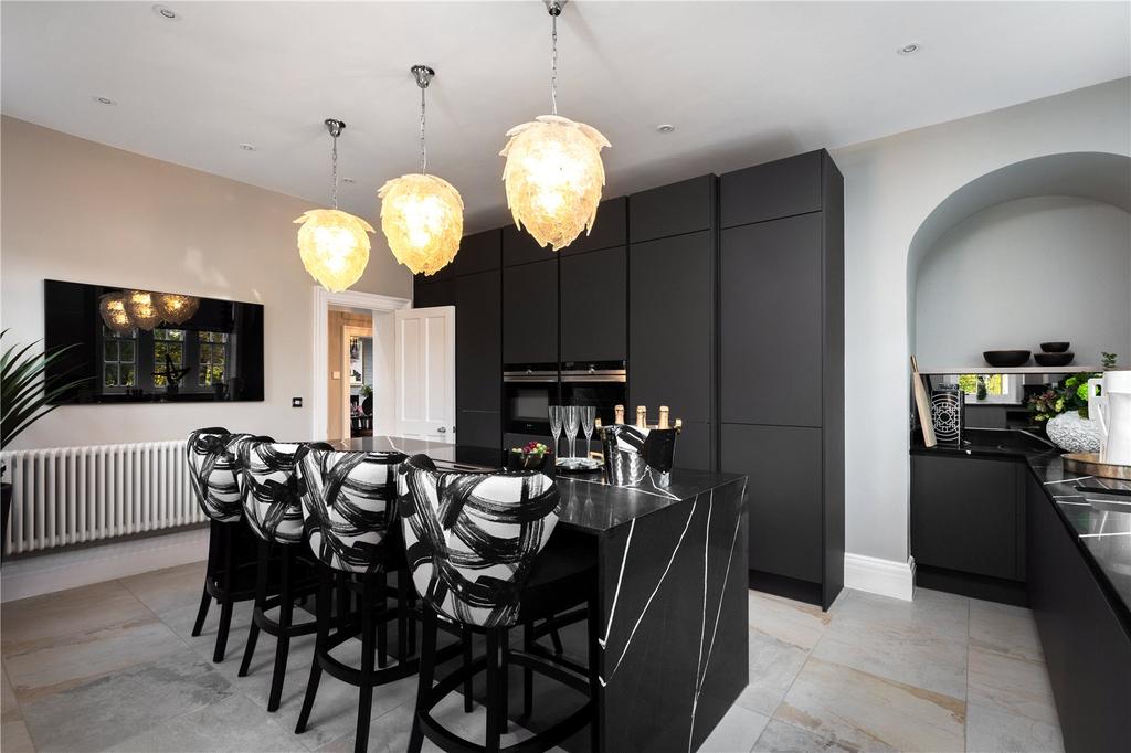 Showhouse Kitchen