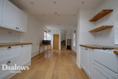 Flat 2, 18 Theobald Road, Cardiff, CF5 1LP
