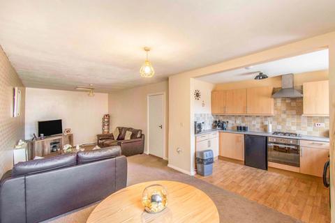 2 bedroom flat for sale, Apartment ,  High Street, Thurnscoe, Rotherham