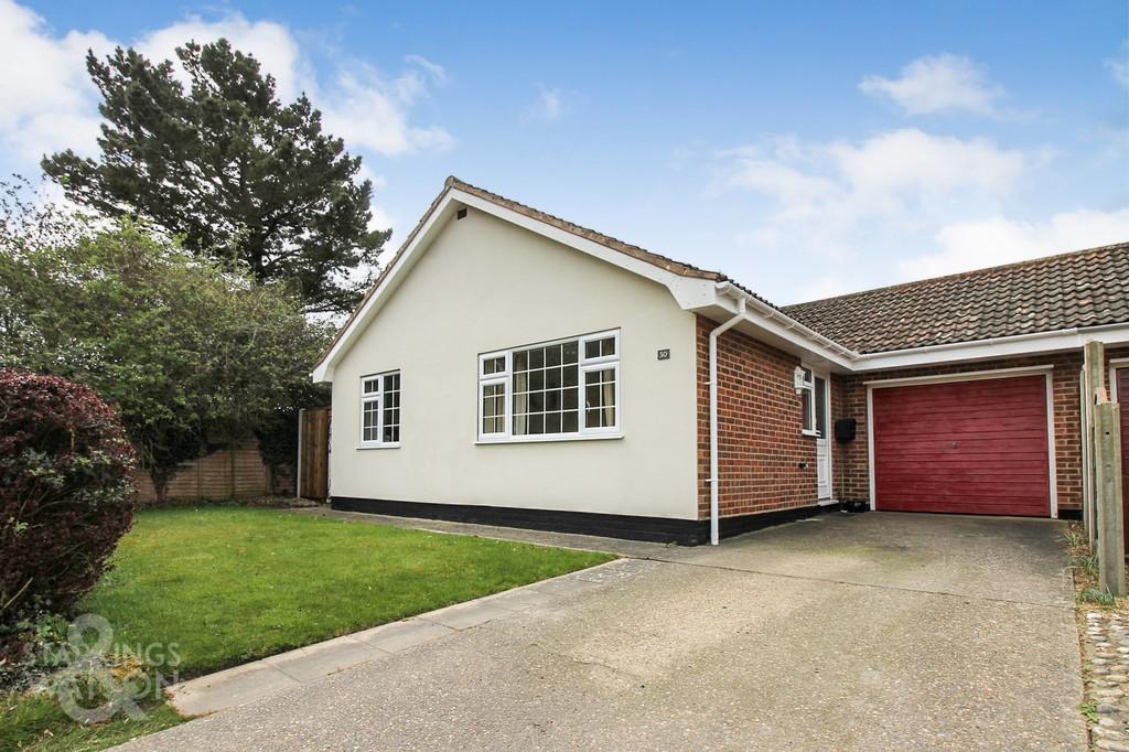 Meadow Gardens, Beccles 3 bed semidetached bungalow £325,000