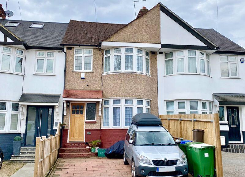Dorchester Avenue, Bexley 3 bed terraced house £450,000