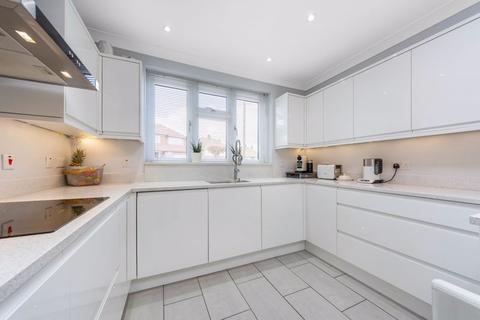 384 Hurst Road, Bexley, DA5 3JY