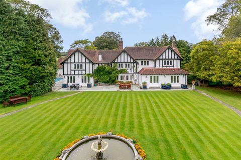 Hyde End Hall Chesham Road, Hyde End, Great Missenden, HP16 0RD