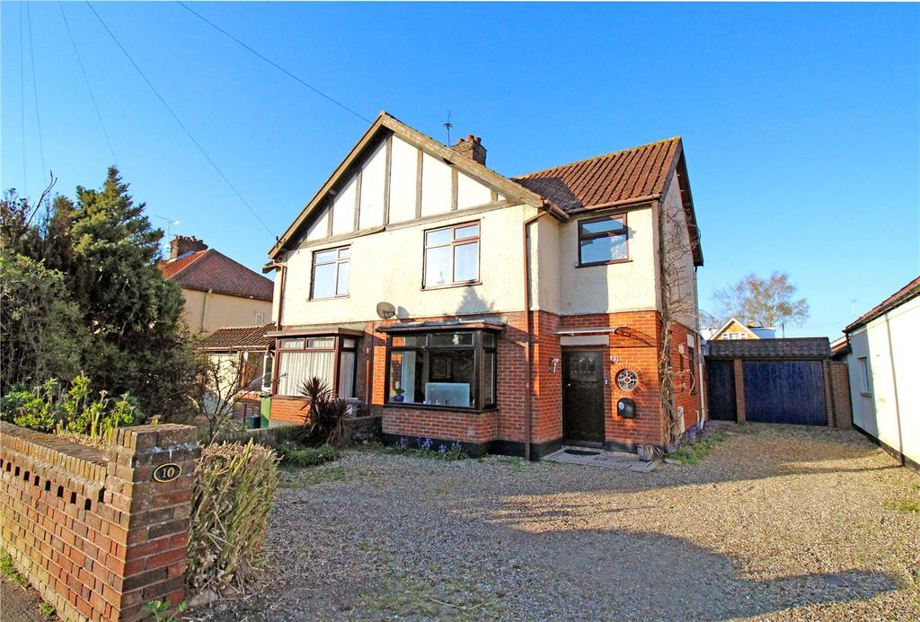 Reepham Road, Hellesdon, Norwich... 3 bed semidetached house £260,000