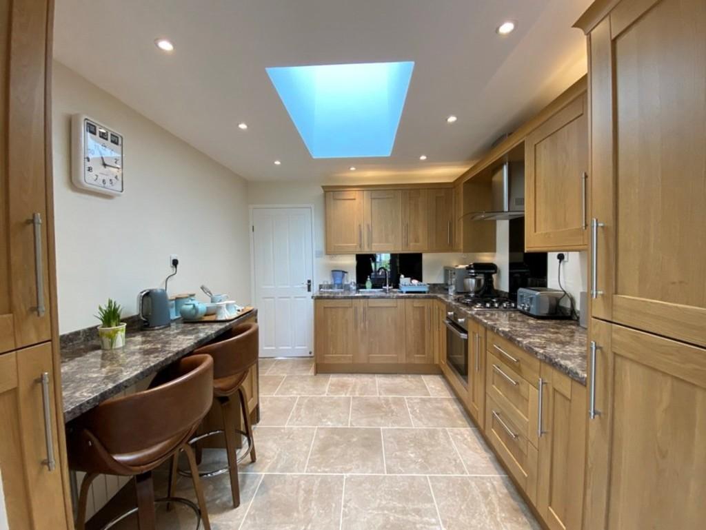 Kingsdown Road, Chase Terrace, Burntwood 2 bed semidetached bungalow