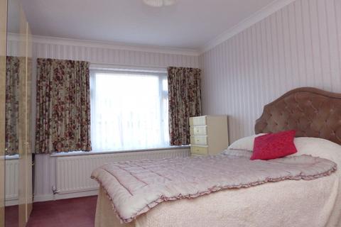 20 Streetly Crescent, Sutton Coldfield, B74 4PX