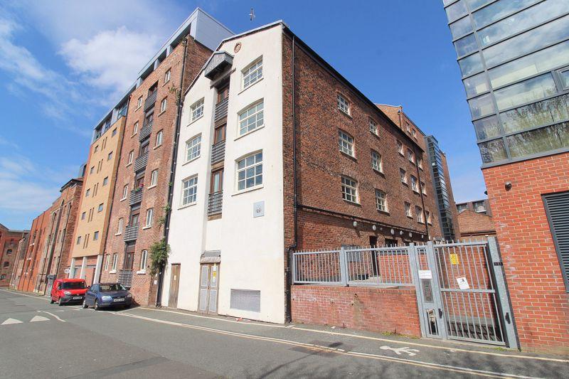 Lydia Ann Street, Liverpool 2 bed apartment £135,000