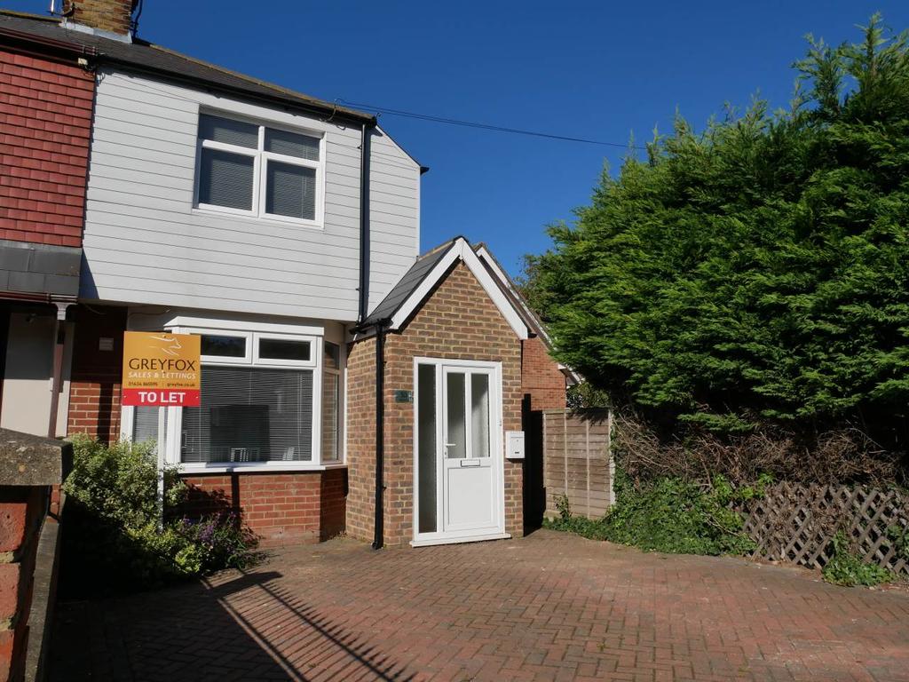 Woodside, Wigmore, Gillingham 3 bed semidetached house £1,325 pcm (£