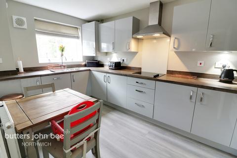 14 Gibson Close, Winnington, Northwich, CW8 4GN