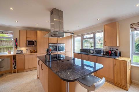23 Ridge Hall Close, Caversham, Reading, RG4 7EP