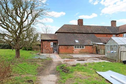 2 bedroom character property to rent, 24 Tong Havanna, Tong, Shifnal. TF11 8PT