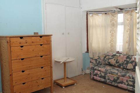 55 Walton Avenue, Cheam, Sutton, SM3 9UA
