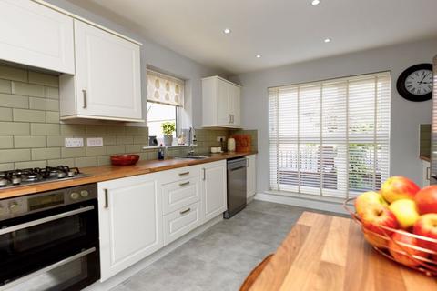 26 Nelsons Walk, Dawley Bank, Telford, TF4 2FN