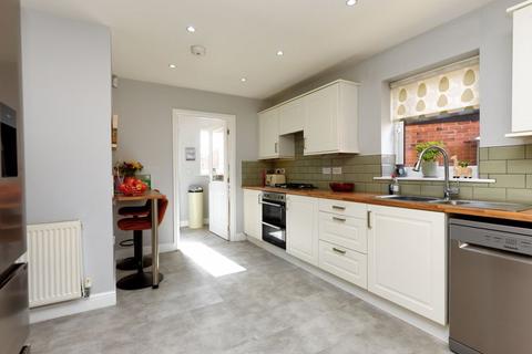 26 Nelsons Walk, Dawley Bank, Telford, TF4 2FN