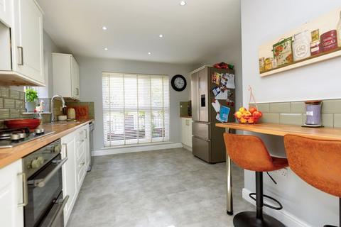 26 Nelsons Walk, Dawley Bank, Telford, TF4 2FN