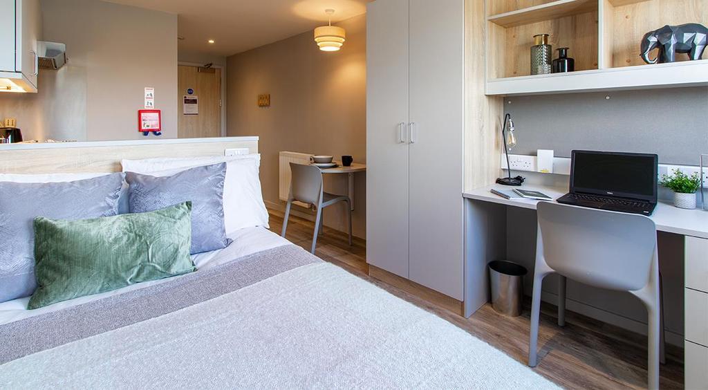 3-student-accommodation-exeter-renslade-house-stan