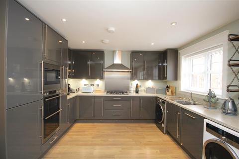 4 Applecross Grove, Wynyard, Billingham, TS22 5FF