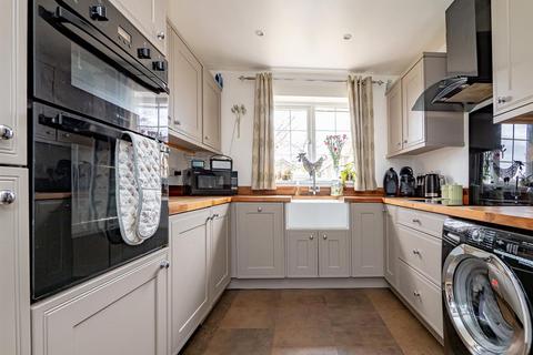 6 Constable Close, Sproatley, Hull, HU11 4XJ