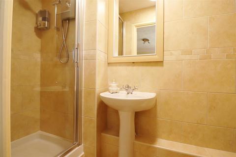 92 Fox Hollow Drive, Bexleyheath, DA7 4UR